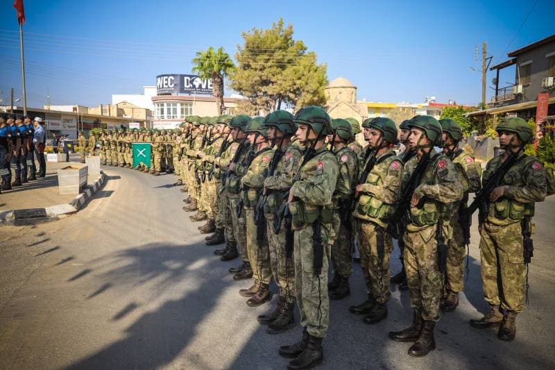 Galeri fotoğrafı 24