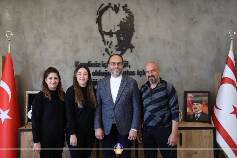 Galeri fotoğrafı 1