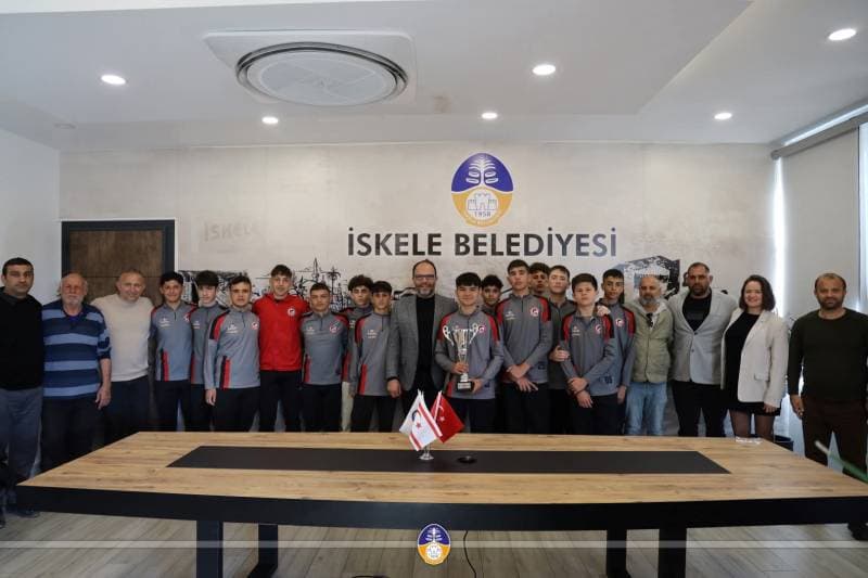 Galeri fotoğrafı 1