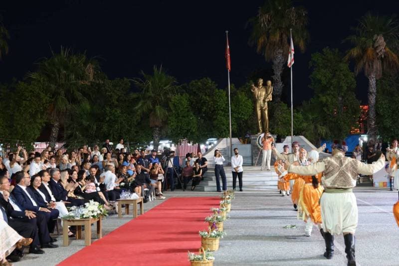 Galeri fotoğrafı 18