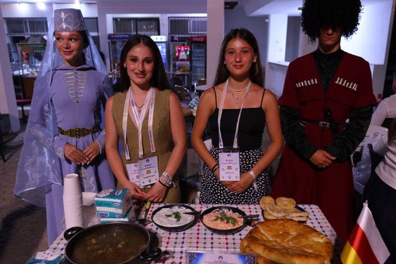 Galeri fotoğrafı 37