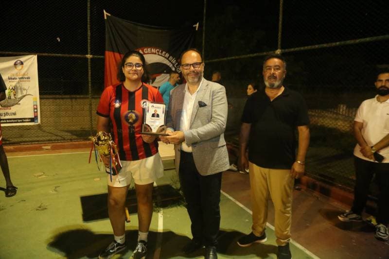 Galeri fotoğrafı 1