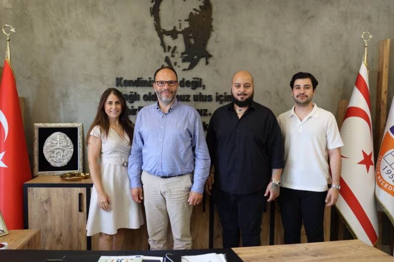 Galeri fotoğrafı 1