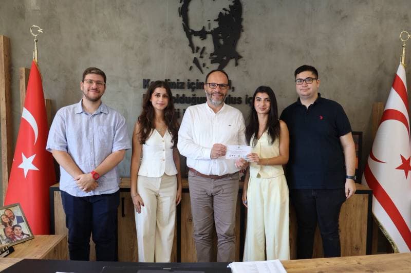 Galeri fotoğrafı 1