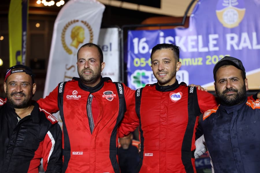 TOZU DUMANA KATTILAR HIZ TUTKULARINI İSKELE’YE TAŞIDILAR