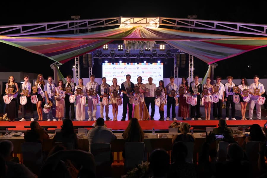 FESTİVALLER FESTİVALİ 54 YAŞINDA