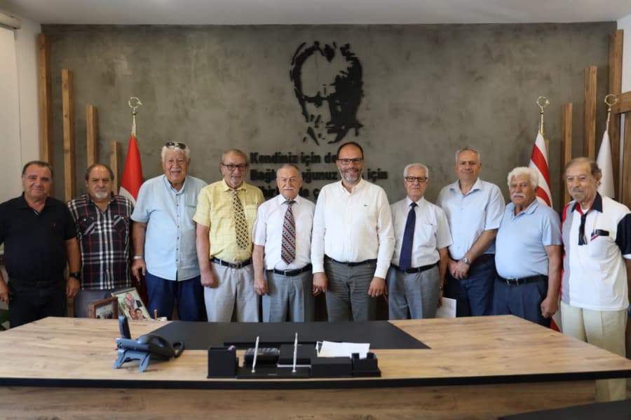 MİLLİ MÜCADELE RUHU NESİLDEN NESİLE AKTARILIYOR KIBRIS TMT MÜCAHİTLER DERNEĞİ, BAŞKAN SADIKOĞLU’NU ZİYARET ETTİ